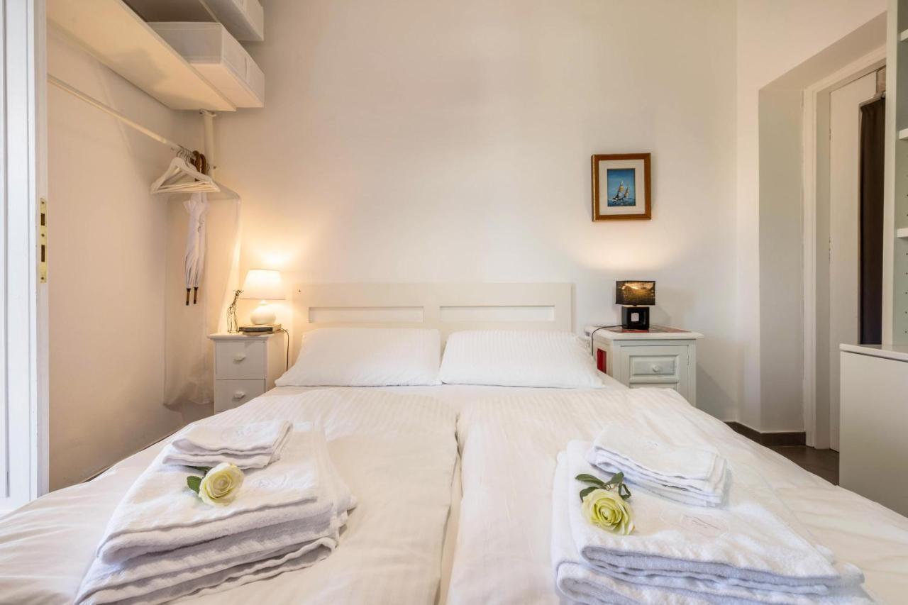 Residence La Mignon Oleandri Torri Del Benaco Dış mekan fotoğraf